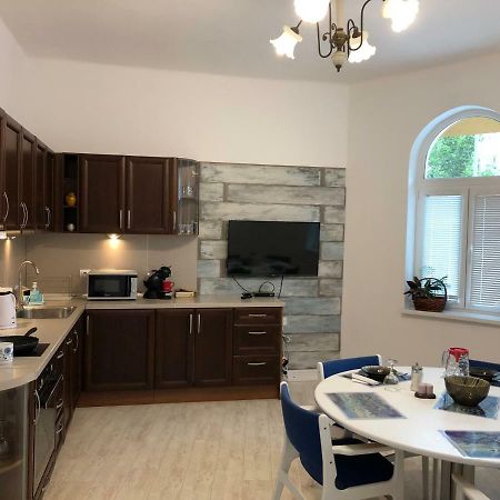 Modern & Old Apartment София Екстериор снимка