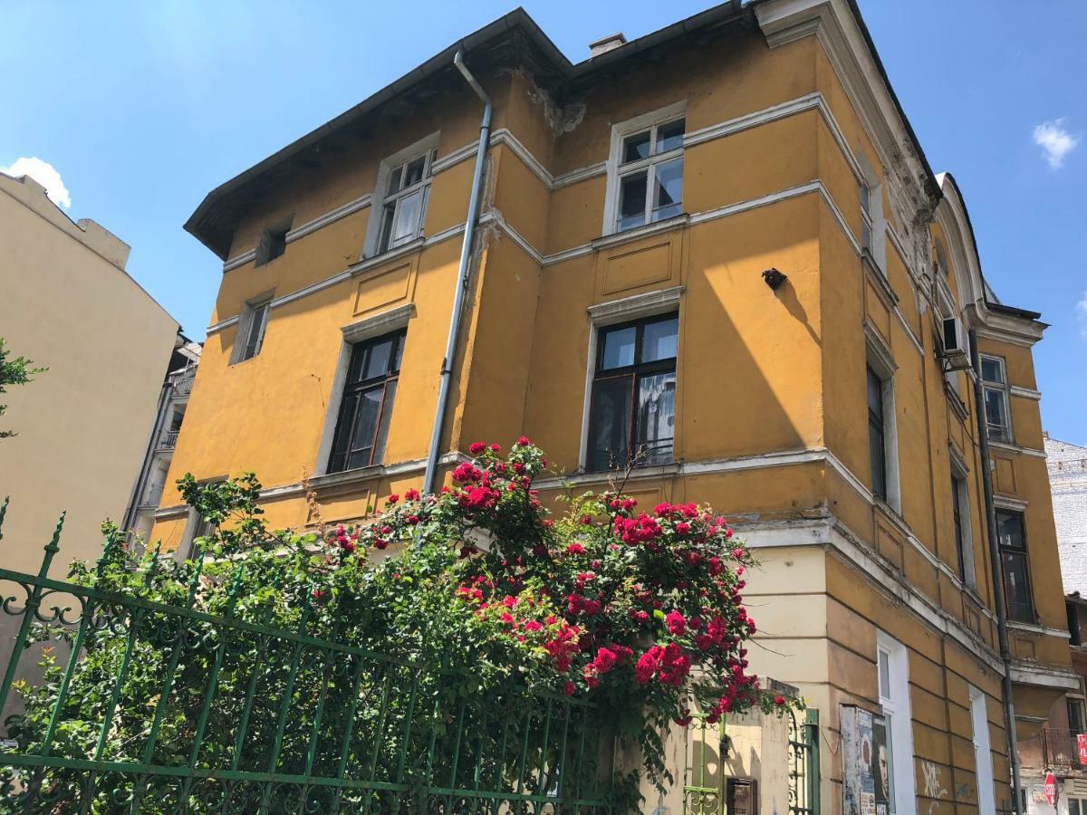 Modern & Old Apartment София Екстериор снимка